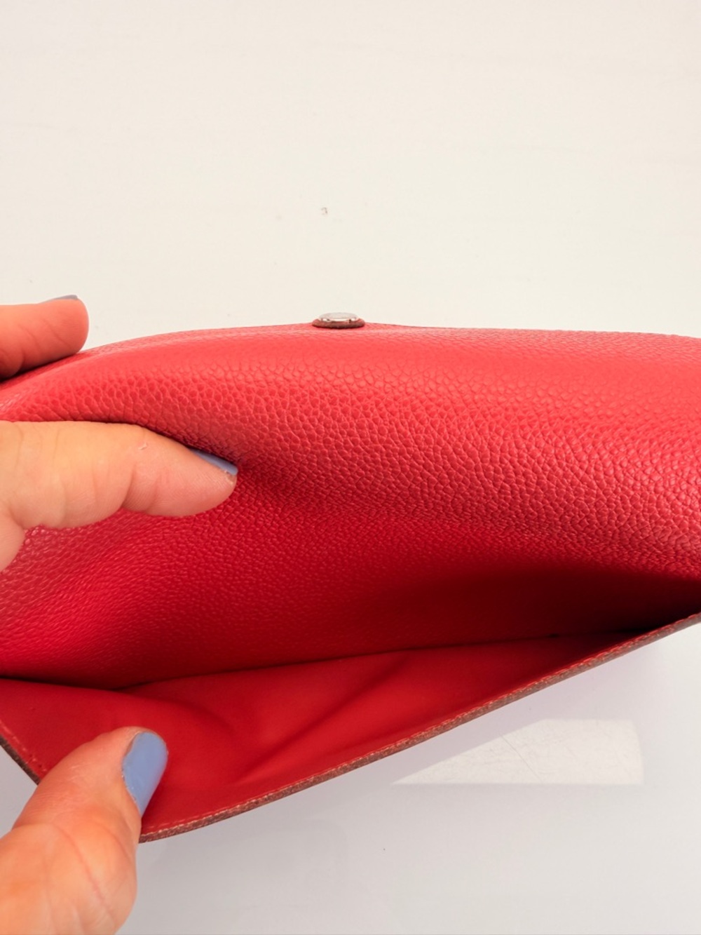 Louis Vuitton Red Monogram Empreinte Leather Sarah Wallet - Picture 7 of 15